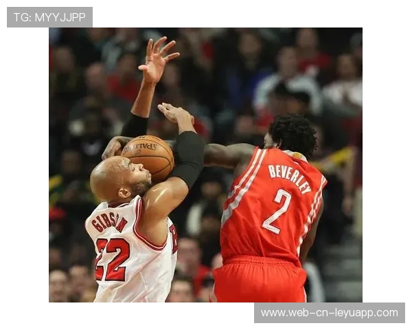 公牛球场构建：如何通过挡拆让内线机会更多出现